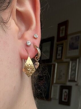 Vintage Solid 10K Gold Floral Diamond-Shaped Drop Earrings - Women Jewelry